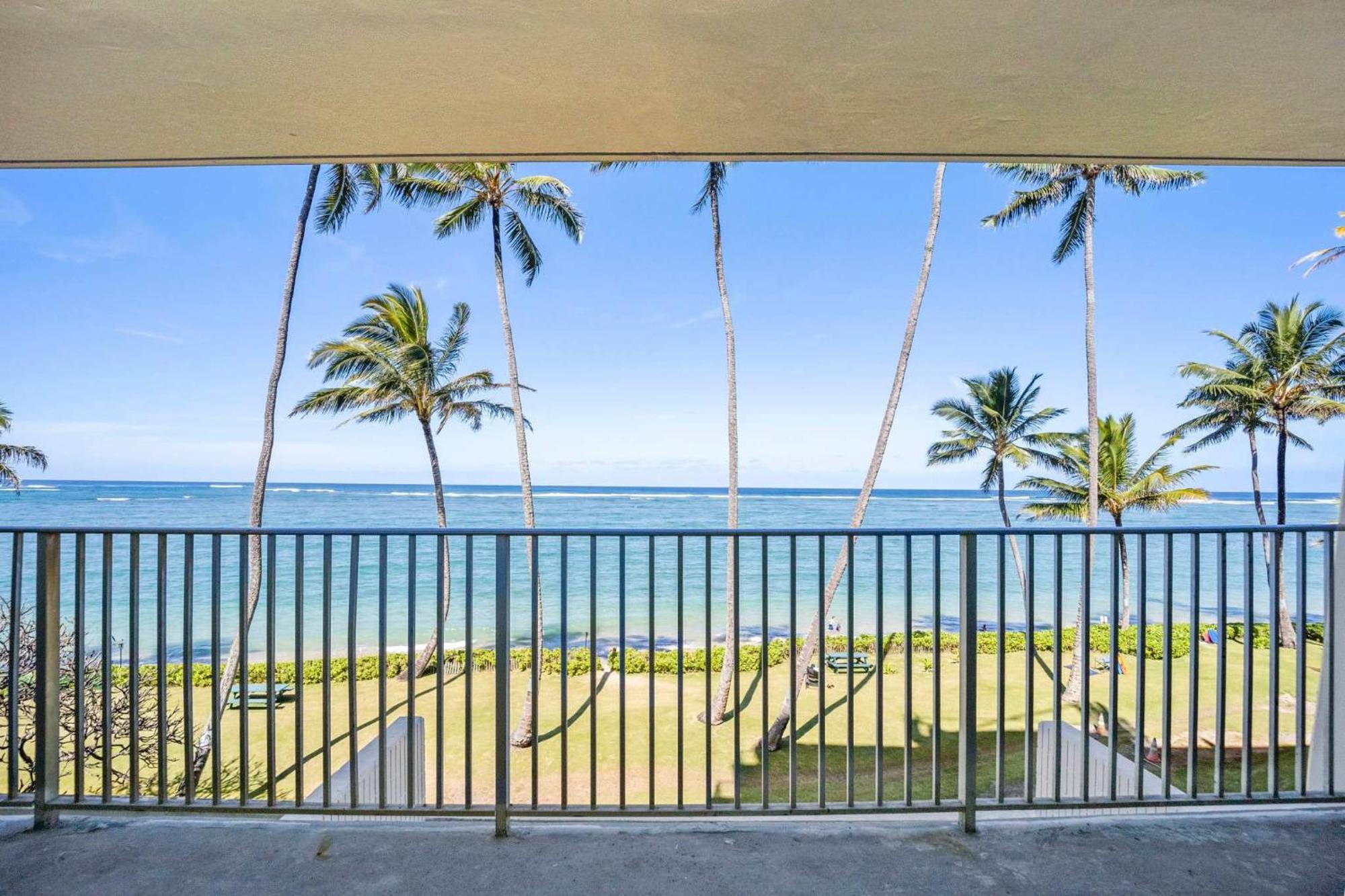 Beautiful Beachfront Condo Лаи Экстерьер фото